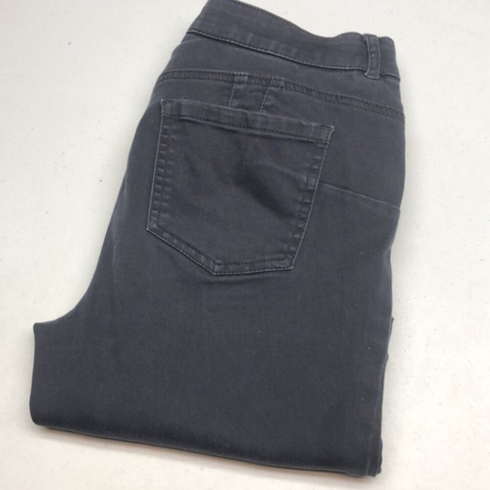 RICKI’S BLACK CONTOUR FIT STRETCH WAISTBAND SKINNY JEANS 8/29x26 ⭐️